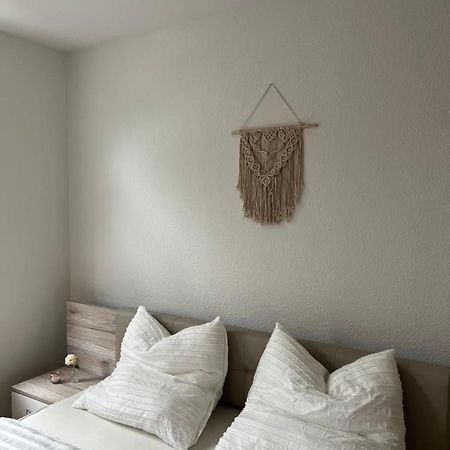 Apartment Horst - Gemuetliche Und Moderne Ferienwohnung In Der Innenstadt Pasewalk Esterno foto
