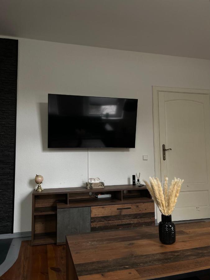Apartment Horst - Gemuetliche Und Moderne Ferienwohnung In Der Innenstadt Pasewalk Esterno foto