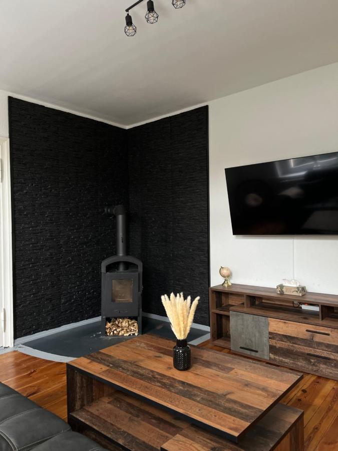 Apartment Horst - Gemuetliche Und Moderne Ferienwohnung In Der Innenstadt Pasewalk Esterno foto