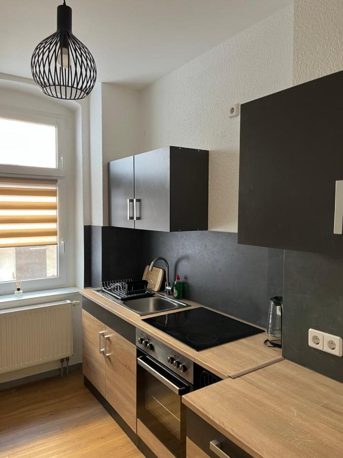 Apartment Horst - Gemuetliche Und Moderne Ferienwohnung In Der Innenstadt Pasewalk Esterno foto