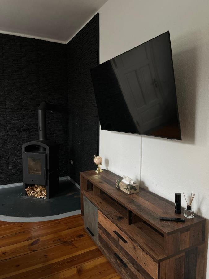 Apartment Horst - Gemuetliche Und Moderne Ferienwohnung In Der Innenstadt Pasewalk Esterno foto