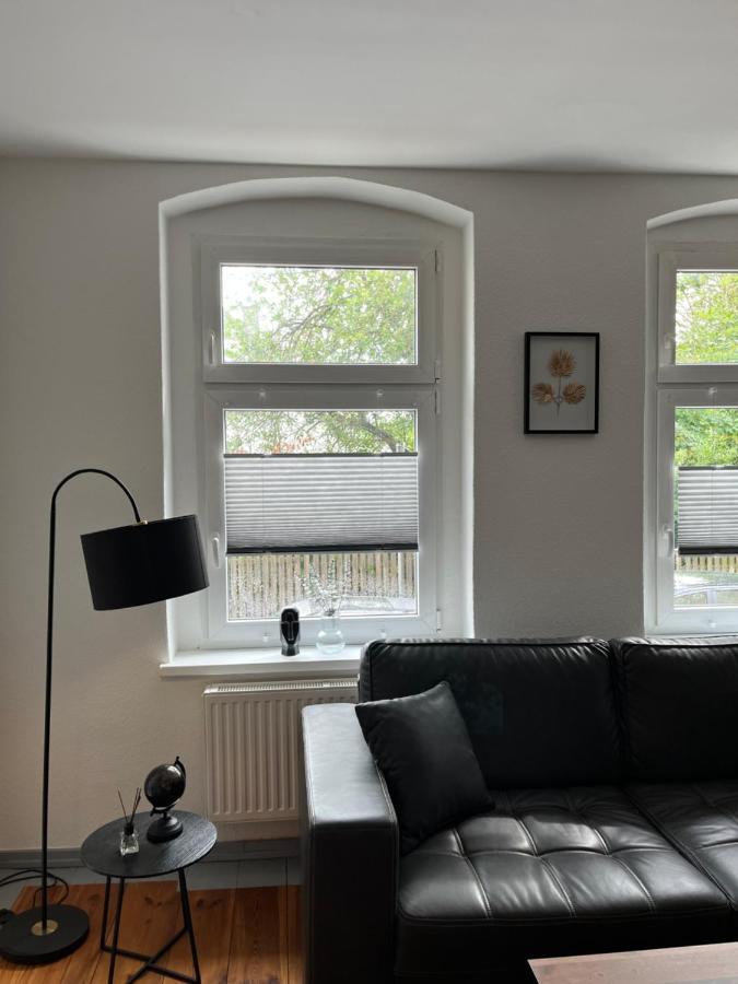 Apartment Horst - Gemuetliche Und Moderne Ferienwohnung In Der Innenstadt Pasewalk Esterno foto